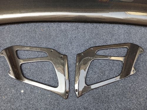 جناح خلفى من الكاربون فايبر لبورش (يتوفر بالطلب)