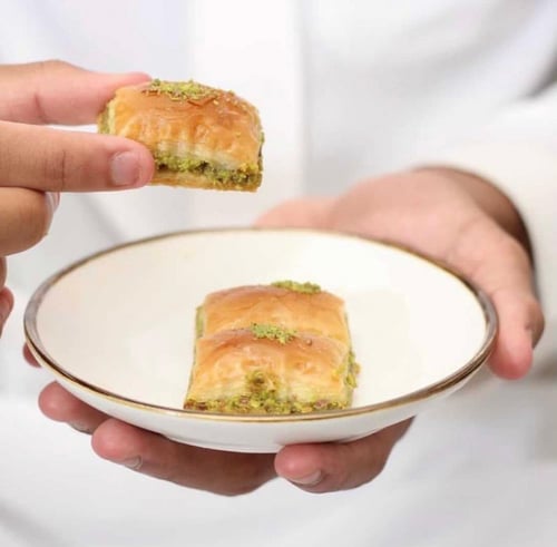 بقلاوة ناتشرال وسط