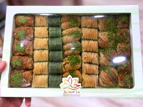 بقلاوة اسطنبول منوعه