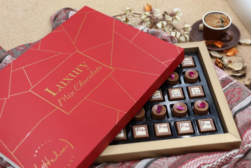 شوكلاته عبارات مع الورد