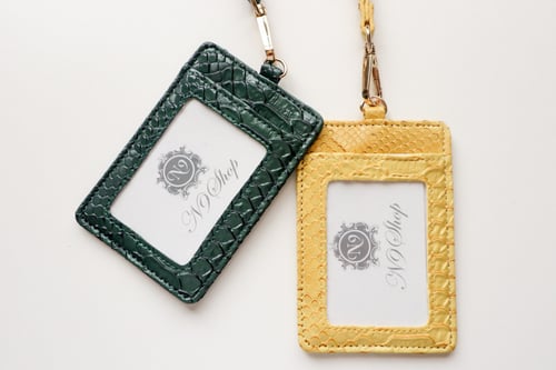 حامل بطاقة ID