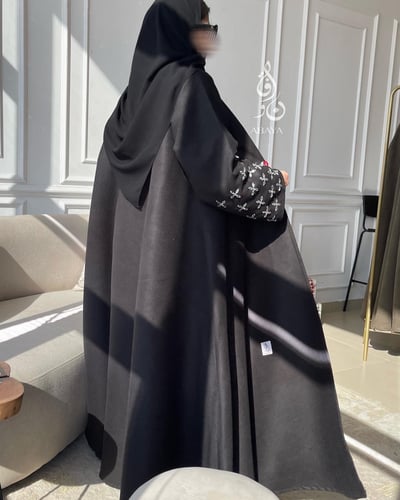 F33
