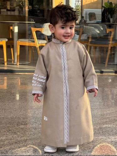 دقلة اطفال انيقة