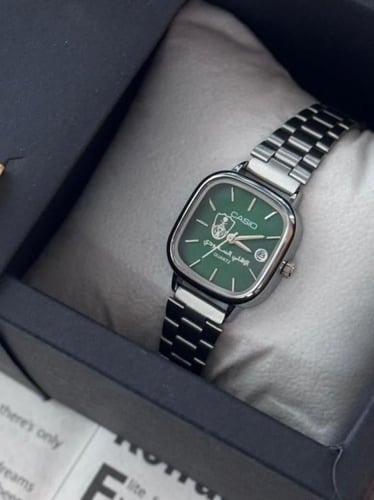 ساعه نادي الاهلي