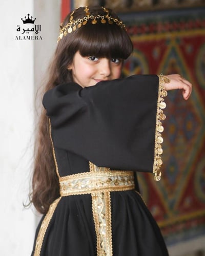 فستان يوم التاسيس يالاسم