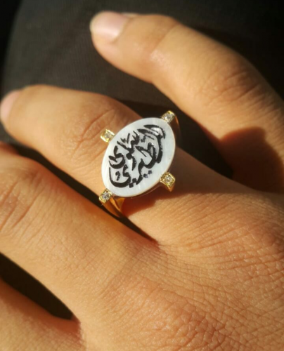 خاتم ملكي فصوص بالاسم حسب الطلب