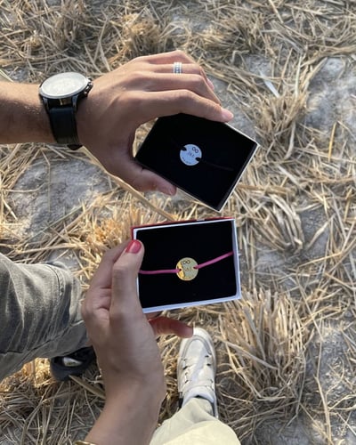 اساور بتشكيلة جديدة بتصميم حسب الطلب