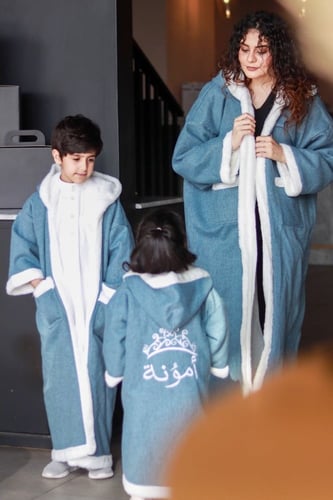 طقم الام ألوان مختلفة