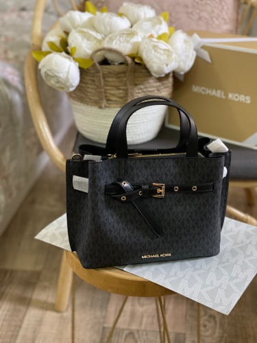 شنطة مايكل كورس اسود