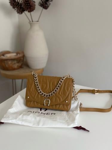 AIGNER