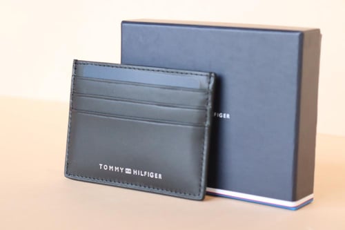 كارد هولدر رجالي تومي