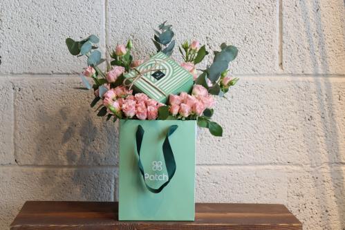 شوكلت باتشي بتنسيق وردي