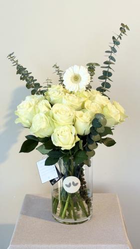 فازة الروز الابيض