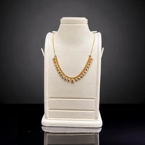 قلادة أنيقة عيار ٢١