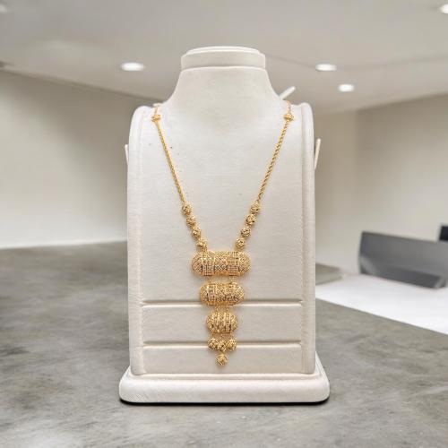 قلادة انيقة عيار ٢١