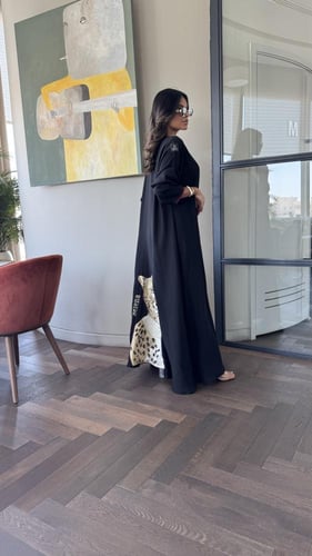 عباية سيلينا التايجر