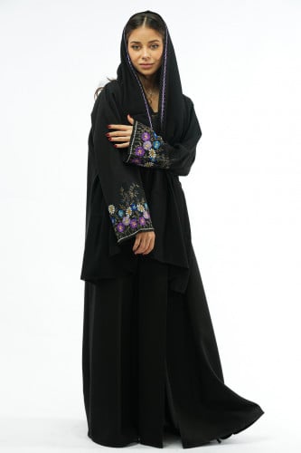 عباية نص كلوش كم فرنسي مطرز الوان قماش كريب صالونه...