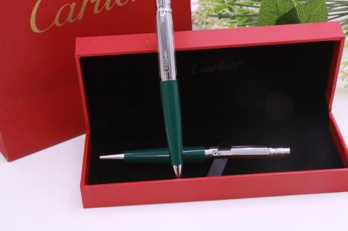 قلم Cartier اخضر مزخرف بالفضي