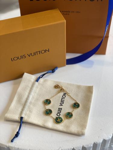 اسواره Lv حلق اخضر مع ذهبي