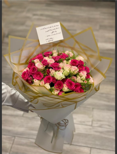 بوكيه الوسام الوردي