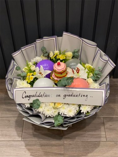 بوكيه Comic Cake Bloom