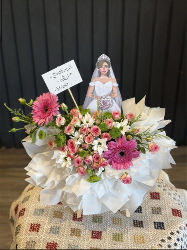 استاند عرائس الورد الملكي