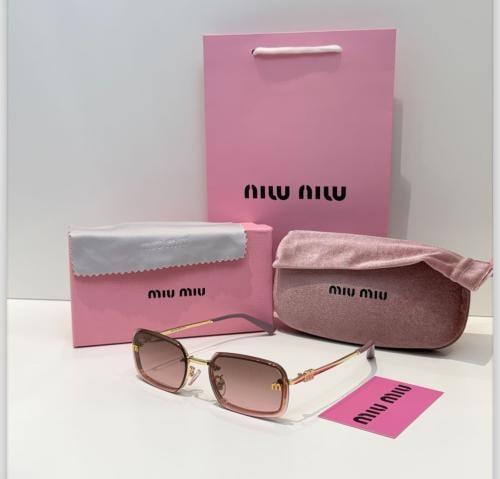 نظاره Miu Miu نسائي ذهبي - بنكي