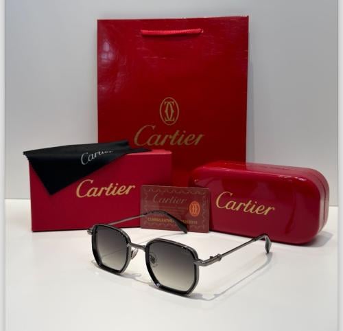نظاره Cartier تيتانيوم