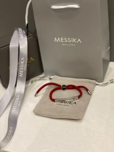 اسواره Miska خيط احمر فضي