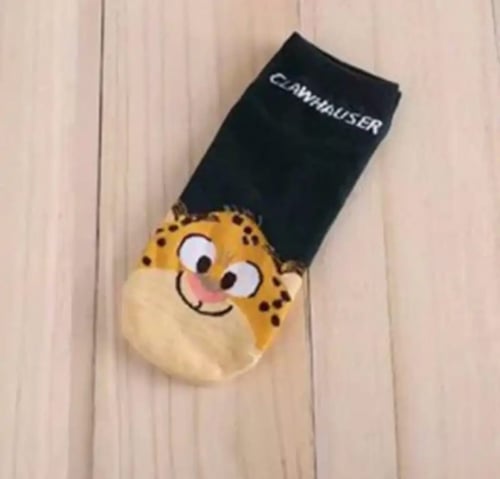 جوارب من عالم دزني