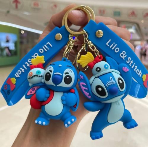 سلسلة مفاتيح -ميداليات ستيتش و انجل من البلاستيك م...