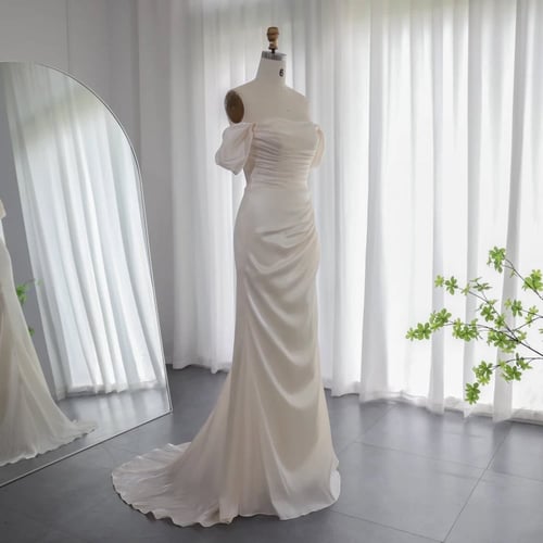 فستان ساتان ناعم