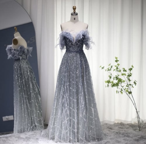 فستان بتطريز راقي