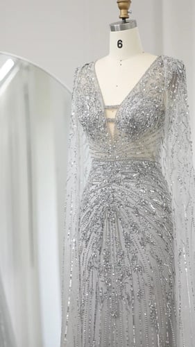 فستان بكاب مطرز