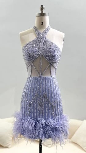 فستان قصير ناعم