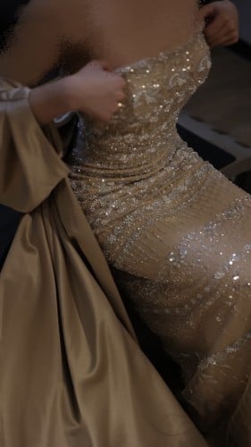 فستان بتطريز فاخر