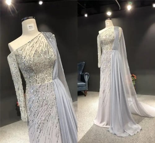 فستان بتطريز راقي