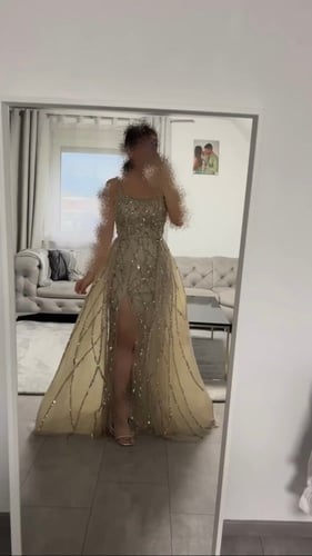 فستان بتطريز فاخر