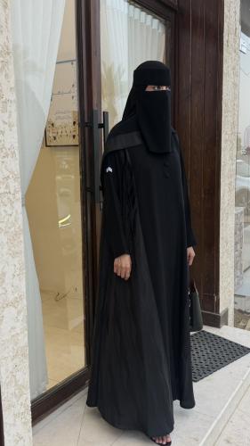 عباية سنا