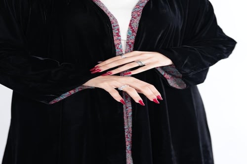 عبايه مخمل كشميري