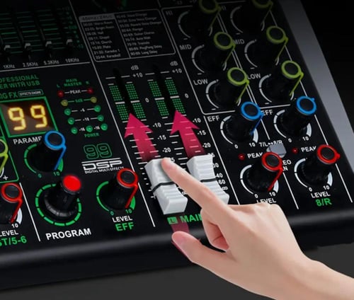 استوديو تايقر مكسر