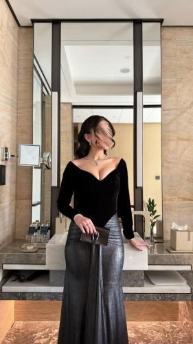 فستان سهرة أنيق بلون اسود و رمادي