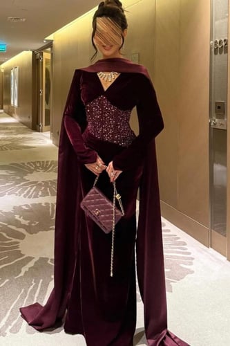 فستان سهرة أنيق مخمل لون عودي