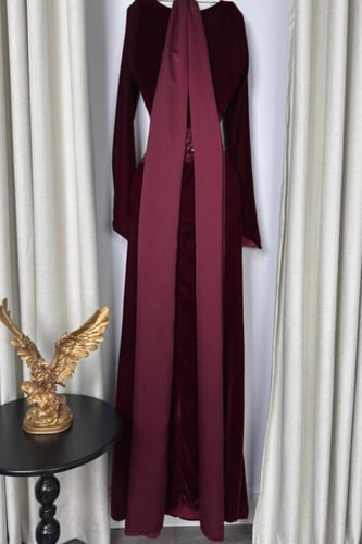 فستان سهرة أنيق مخمل لون عودي