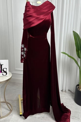 فستان سهرة أنيق شتوي بلونين اسود و عودي