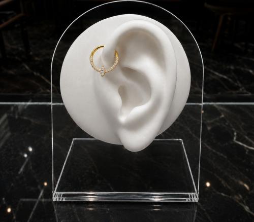 حلق بيرسينق Daith الماس
