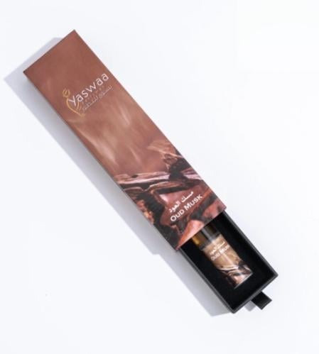 قلم مسك العود