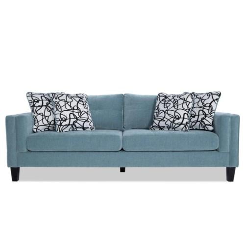 كنب بلون ازرق فاتح بتصميم كلاسيكي