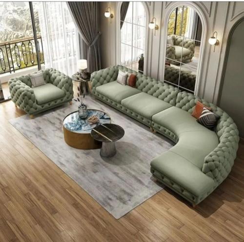 كنب بوسائد مختلفة بتصميم فرنسي