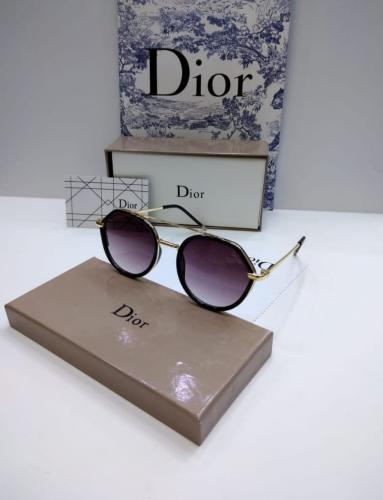 نظاره غير شامل الملحقات